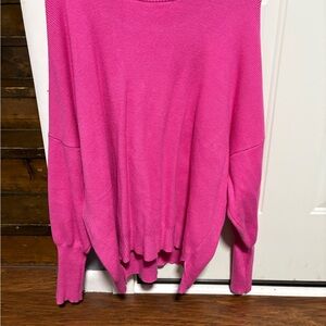 Chic Fuchsia Crew Neck Sweater